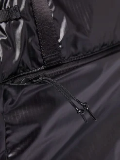 Sandqvist - Viggo in Black