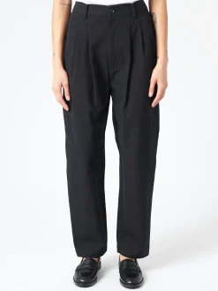Sarahwear - Weather Cloth Tapered Tuck Pants in Black