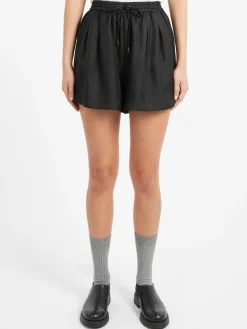 Silk Laundry - Twill Slouch Shorts in Black