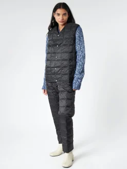 TAION - V-Neck Button Down Vest in Black