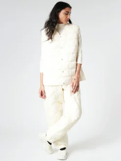 TAION - V-Neck Button Down Vest in Off White