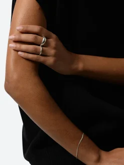 Ten. Jewelry - Oval Ring in Silver