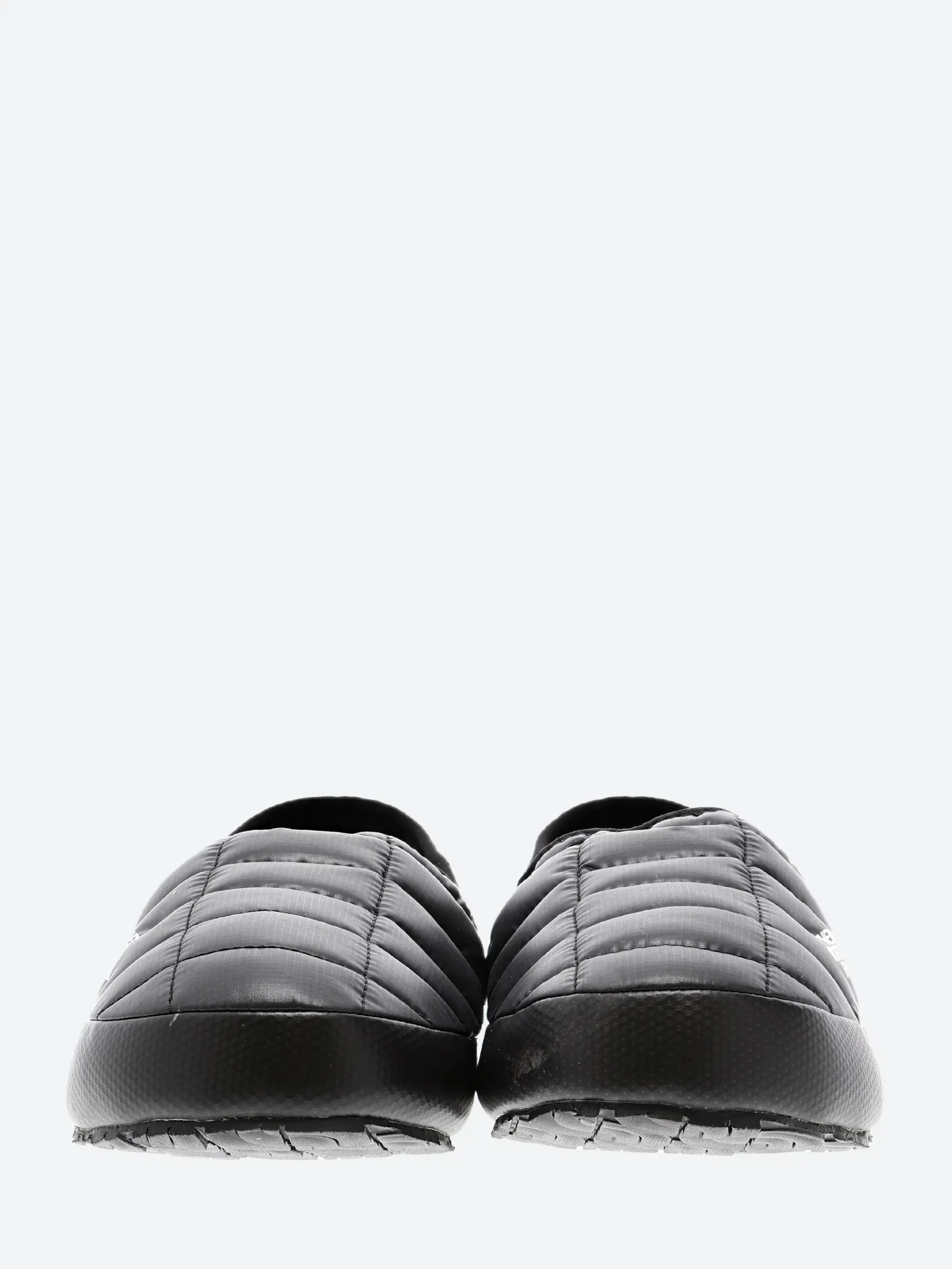 The North Face - W Thermoball Traction Mule in Black