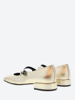 TO&CO. - Jane in Black