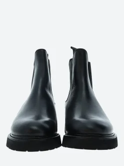 TO&CO. - The Beat in Black