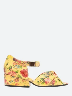 Tracey Neuls - Jackie in Heironymous