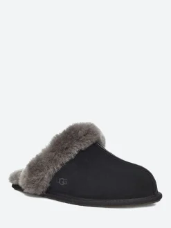 Ugg - Scuffette II Slippers in Black