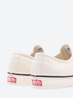 Vans - Anaheim Factory Authentic 44 DX in White