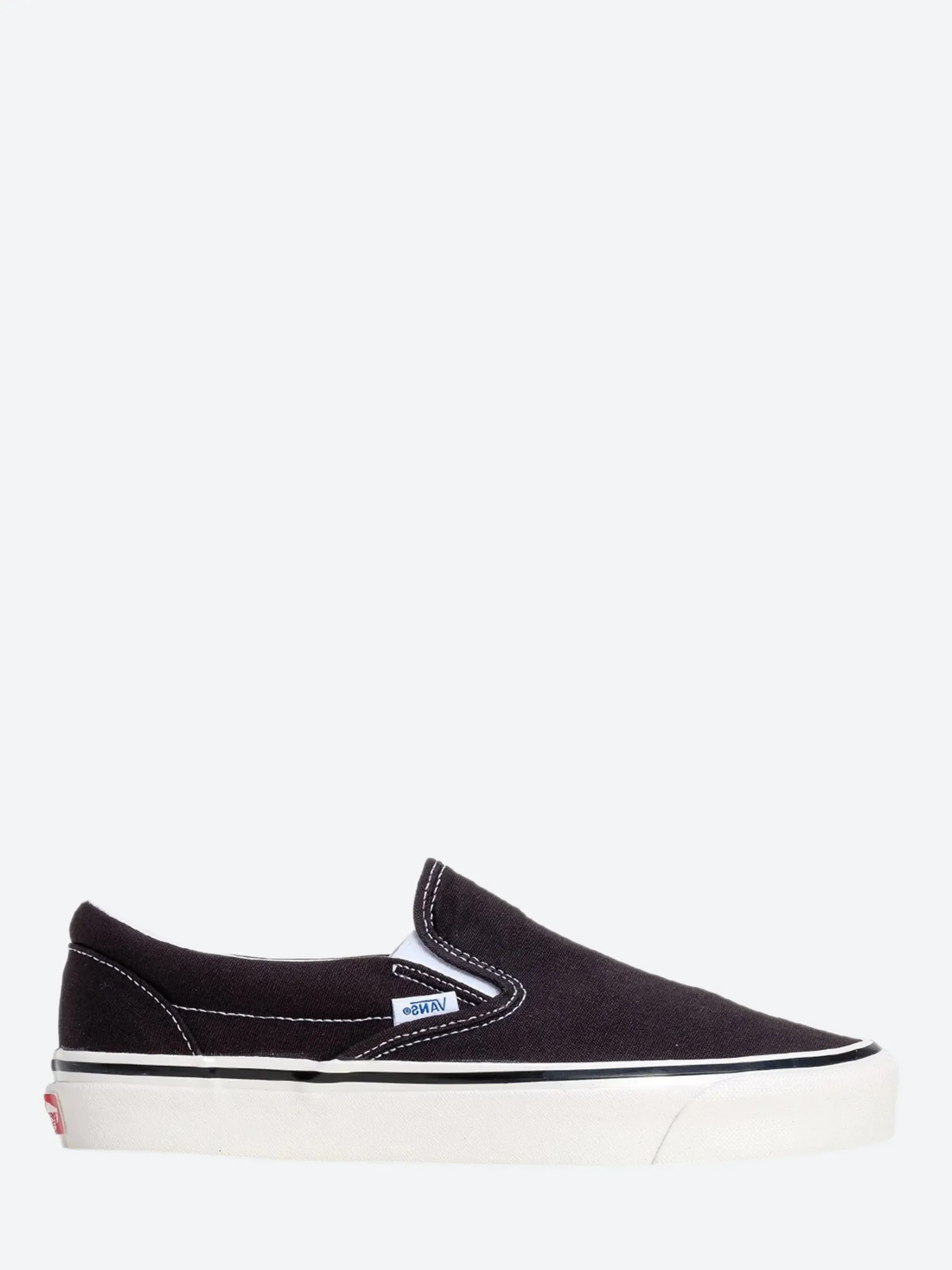 Vans - Anaheim Factory Classic Slip-On 98 DX in Black and White