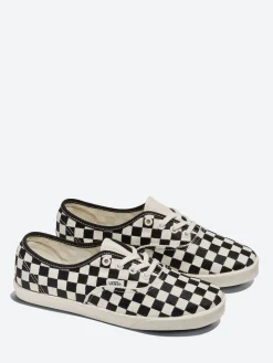 Vans - Authentic Lowpro in Black and White