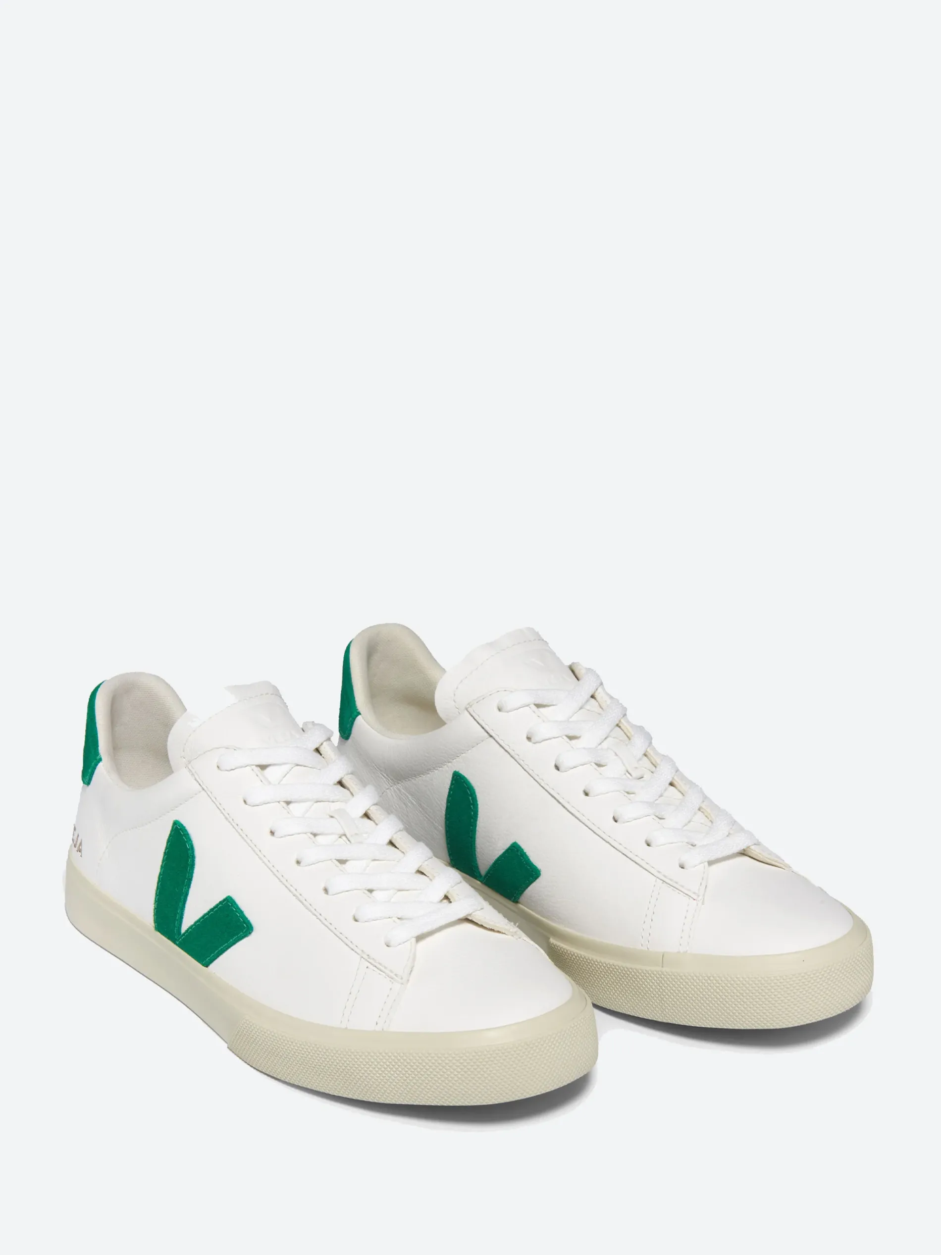 Veja - Campo in White/Emeraude