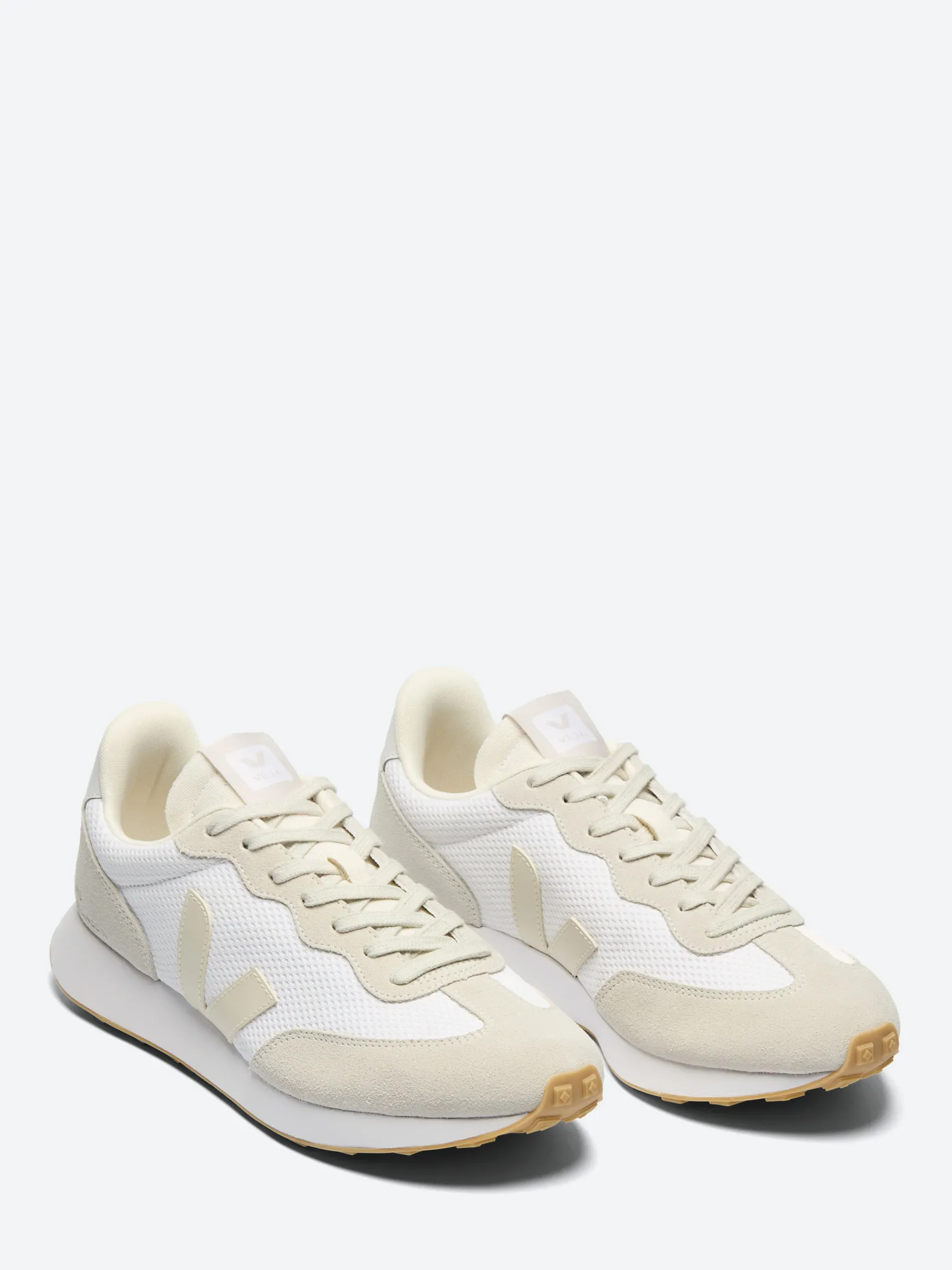 Veja - Rio Branco II Alveomesh in White and Pierre