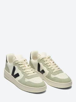 Veja - V-10 Leather in Black and Clay