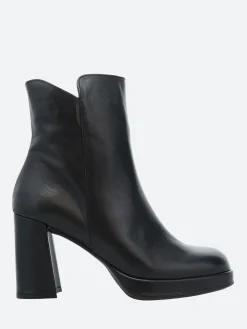 Wonders - Square Toe Platform Heel in Black Bora